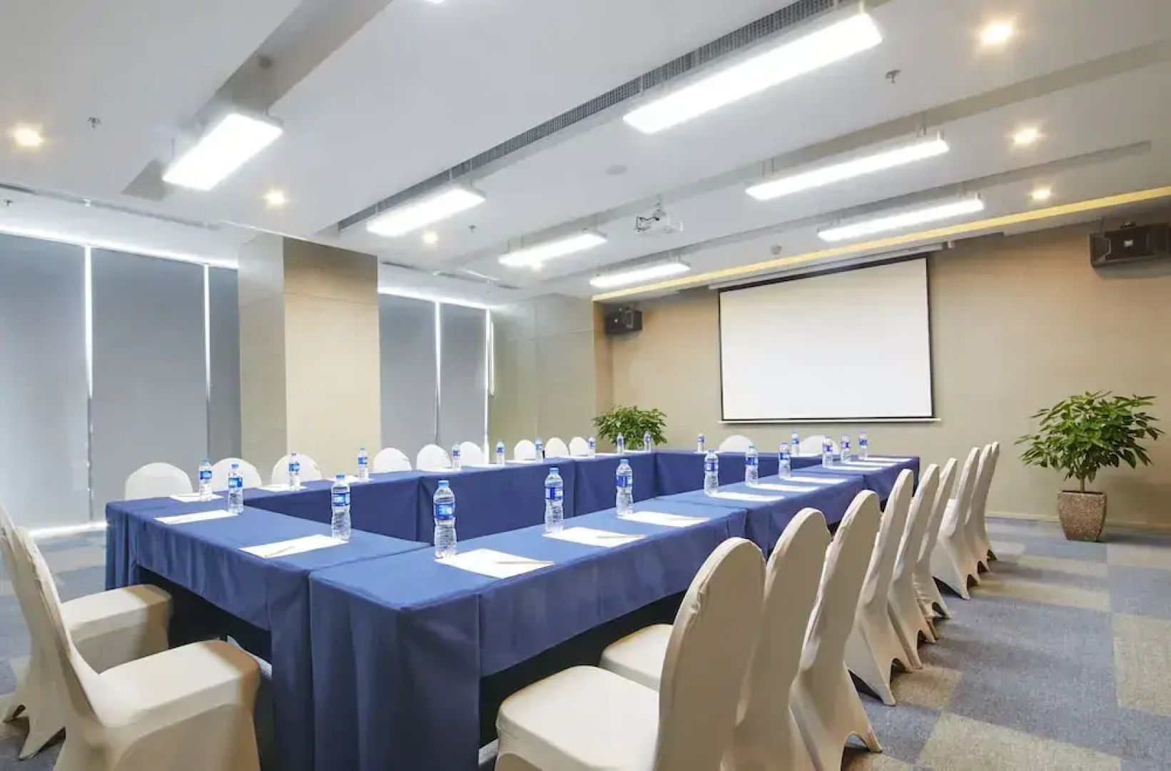 Holiday Inn Express Panjin Downtown