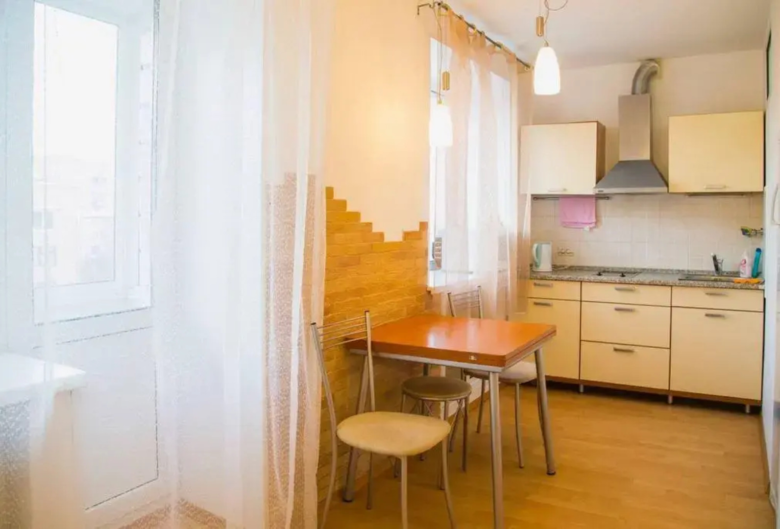 ABC Apartmens (ЭйБиСи Апартментс) на улице Перенсона