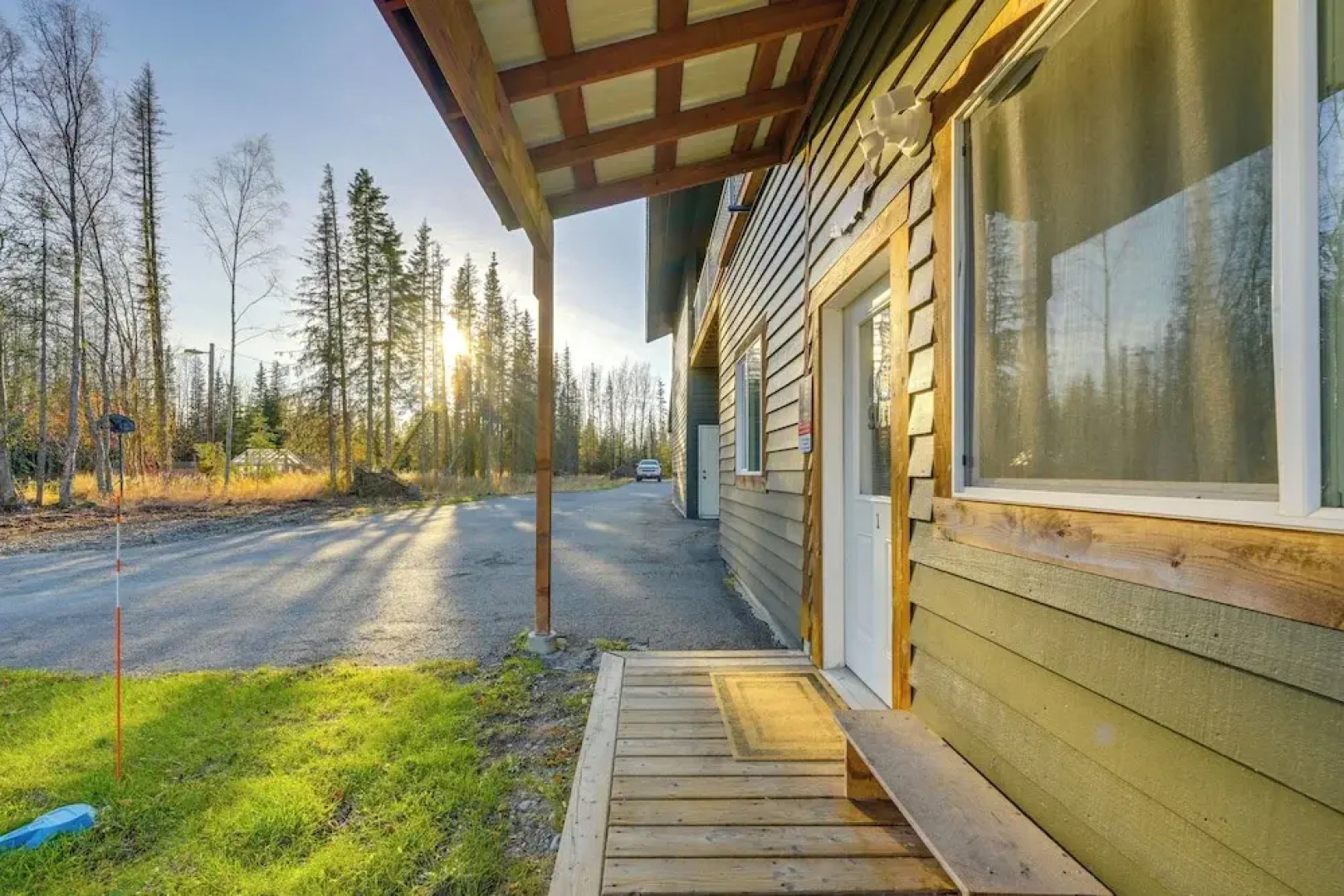 River Views & Fire Pit: Cozy Soldotna Apartment!