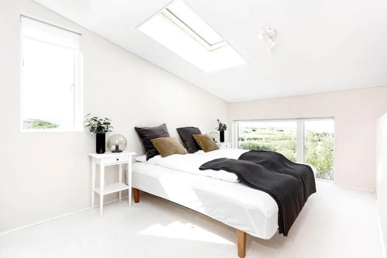 Designers Villa near Alafoss Waterfall