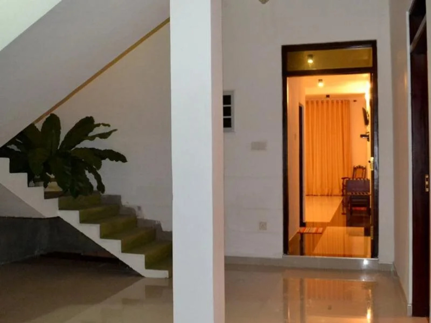 Mangroven River View Hotel