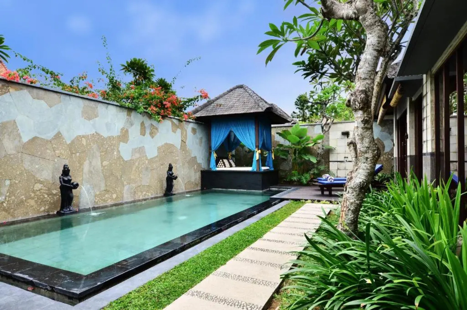 The Khayangan Dreams Villa, Seminyak