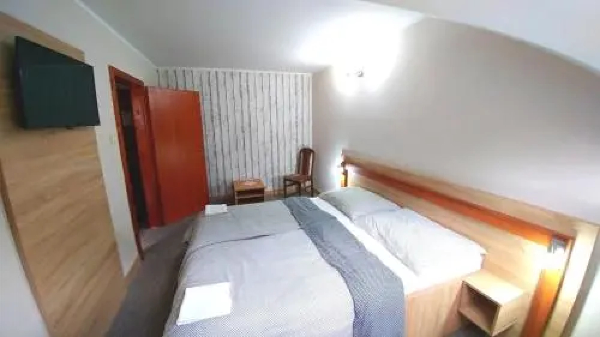 Pod Hradom Restaurant & Pension