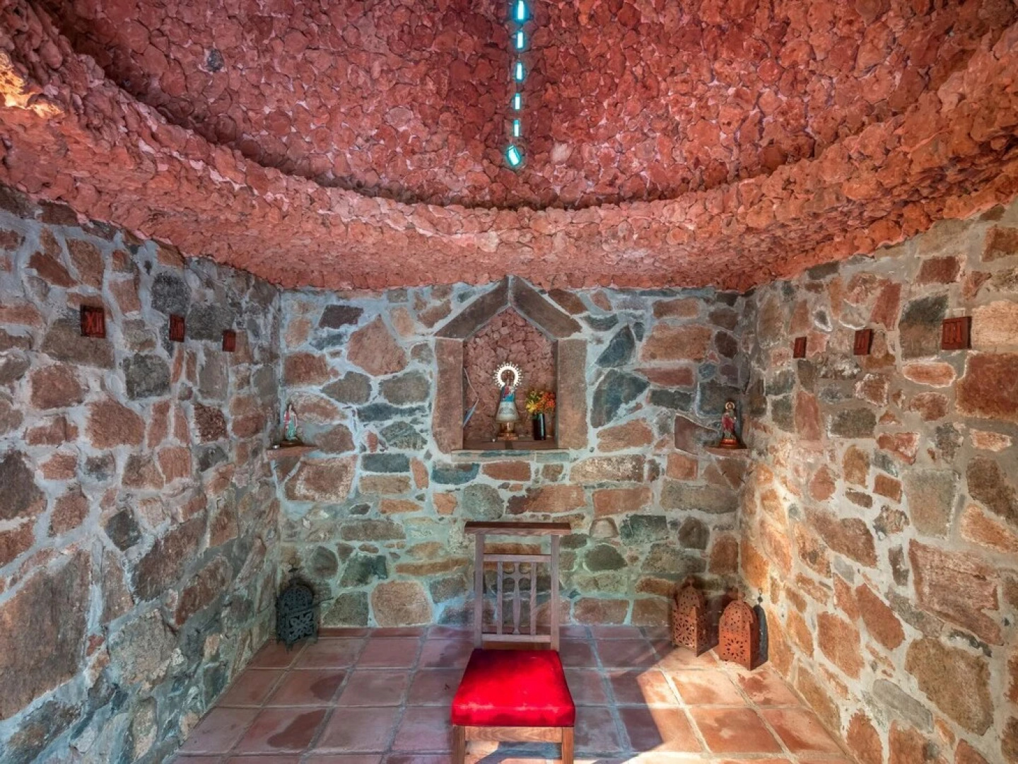 Scenic Villa in Ojen With Private Swimming Pool