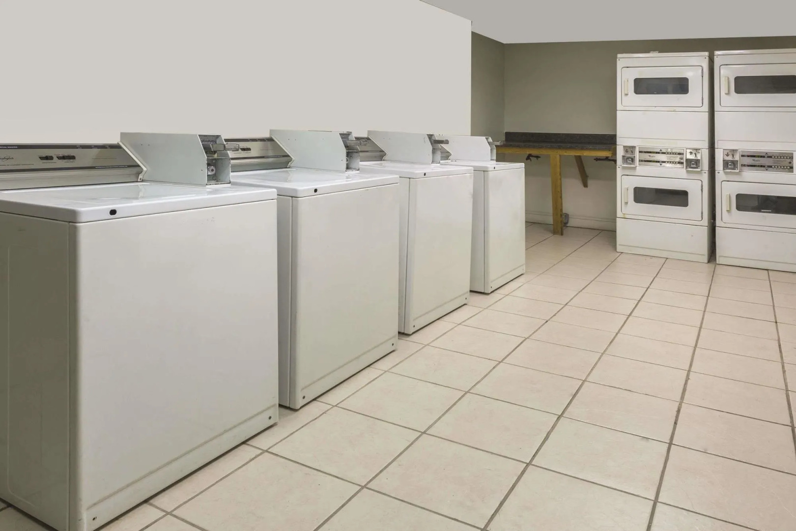 Knights Inn - Norcross, GA