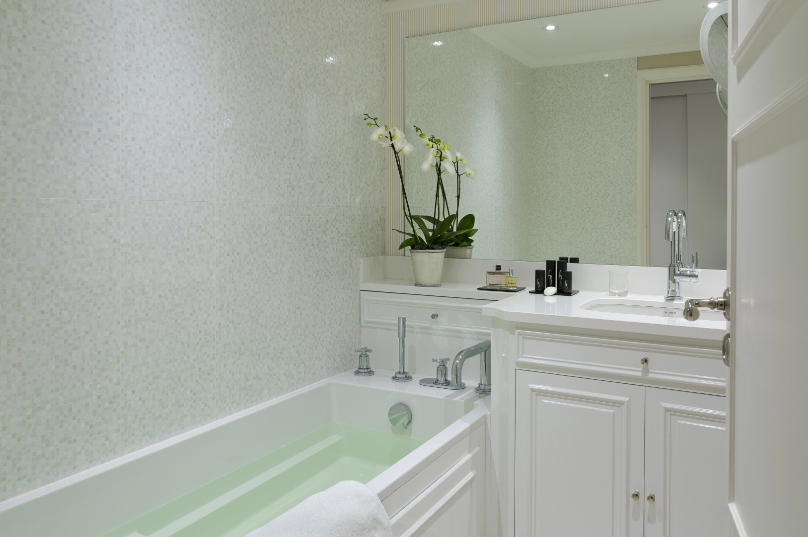 Hôtel Barrière l'Hermitage