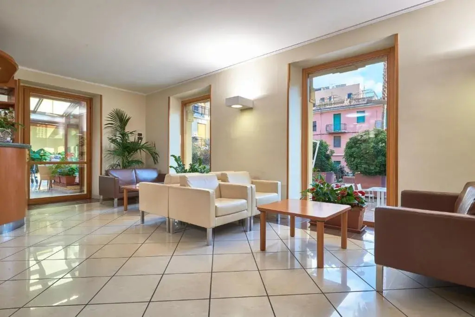 Hotel Careni Villa Italia