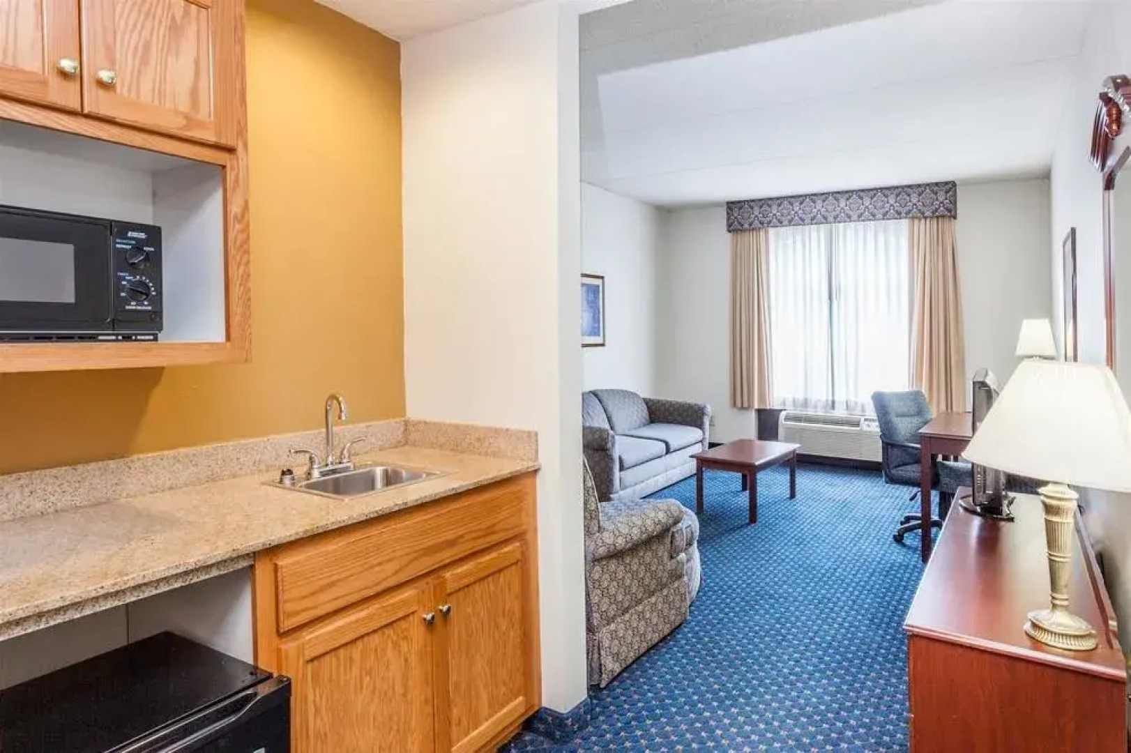 Wingate by Wyndham Atlanta/Six Flags Austell