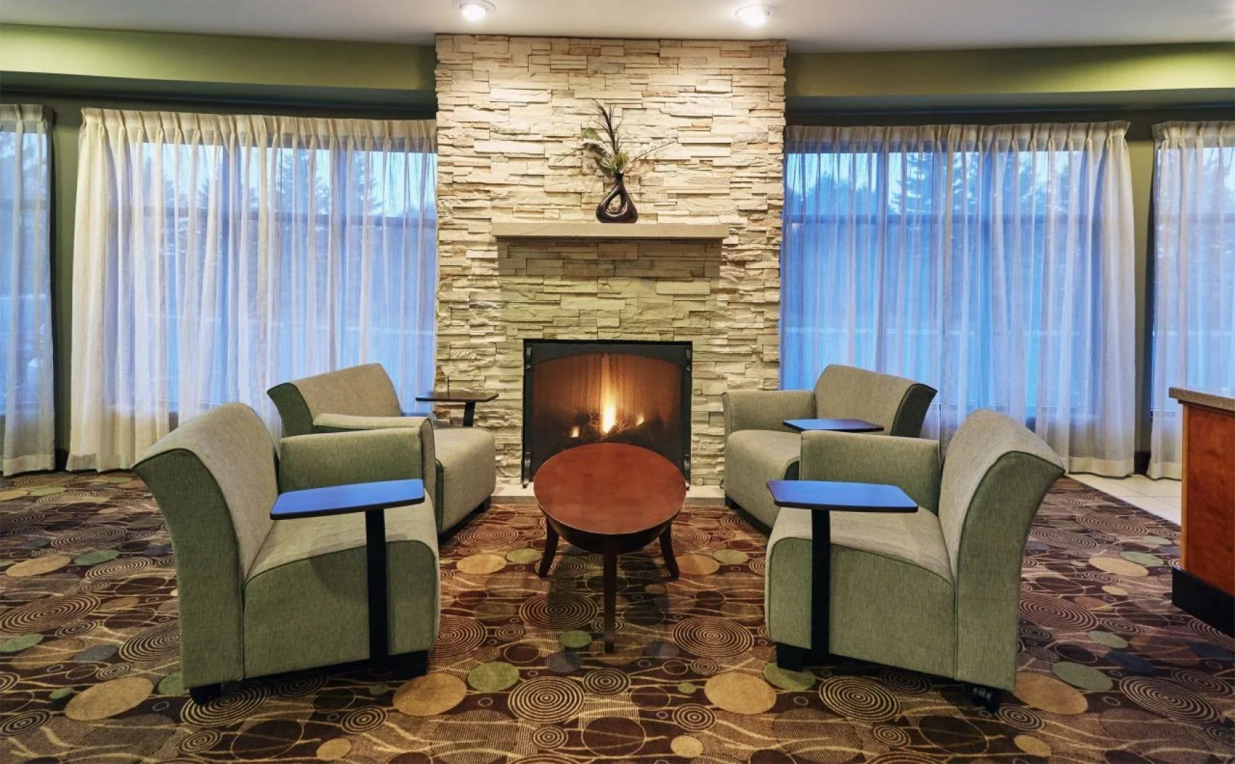 Holiday Inn Express Hotel & Suites Madison-Verona by IHG