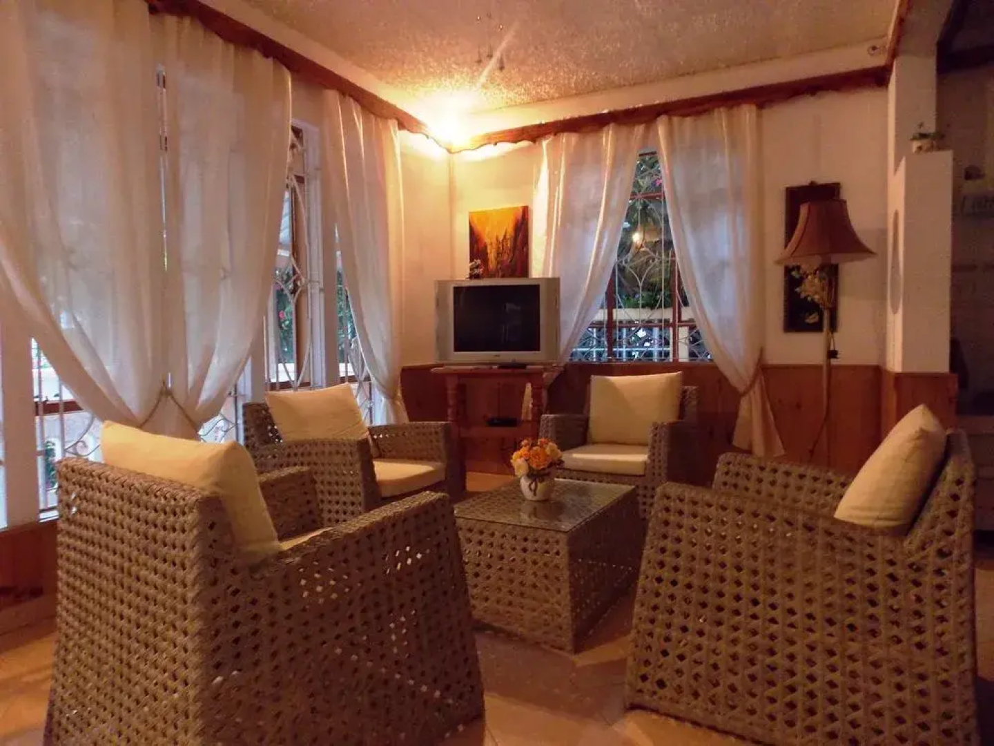 Le Manoir Guest House