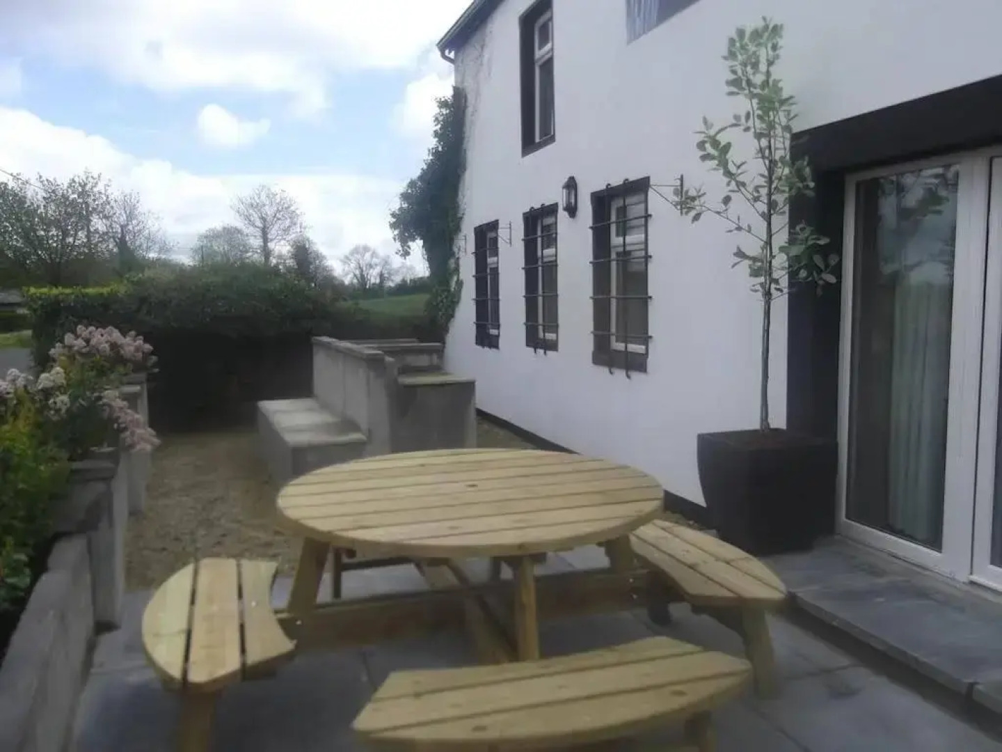 Knockninny Country House & Marina