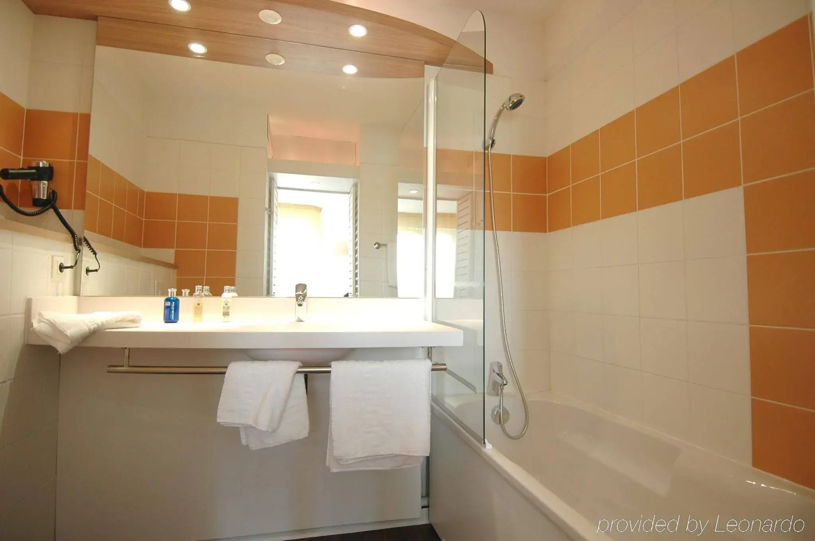 Suite - Home Orleans Saran