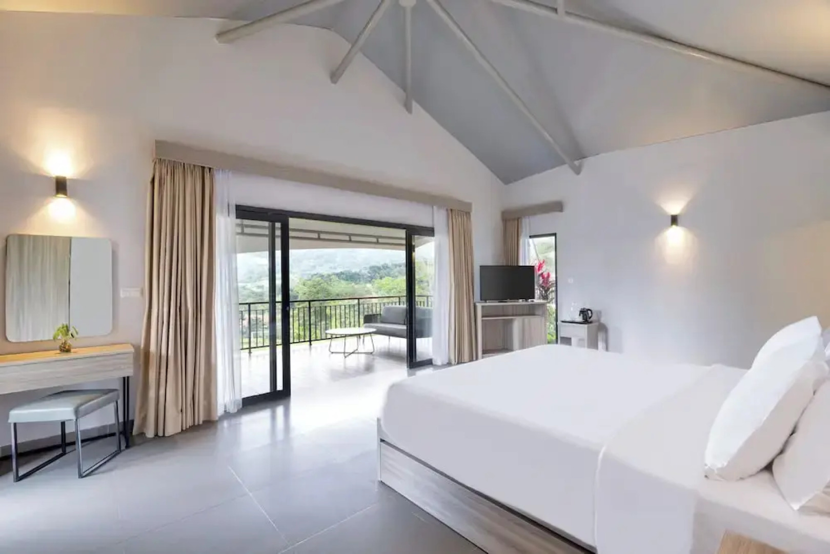 The Glamping @ARTOTEL Pelangi Park