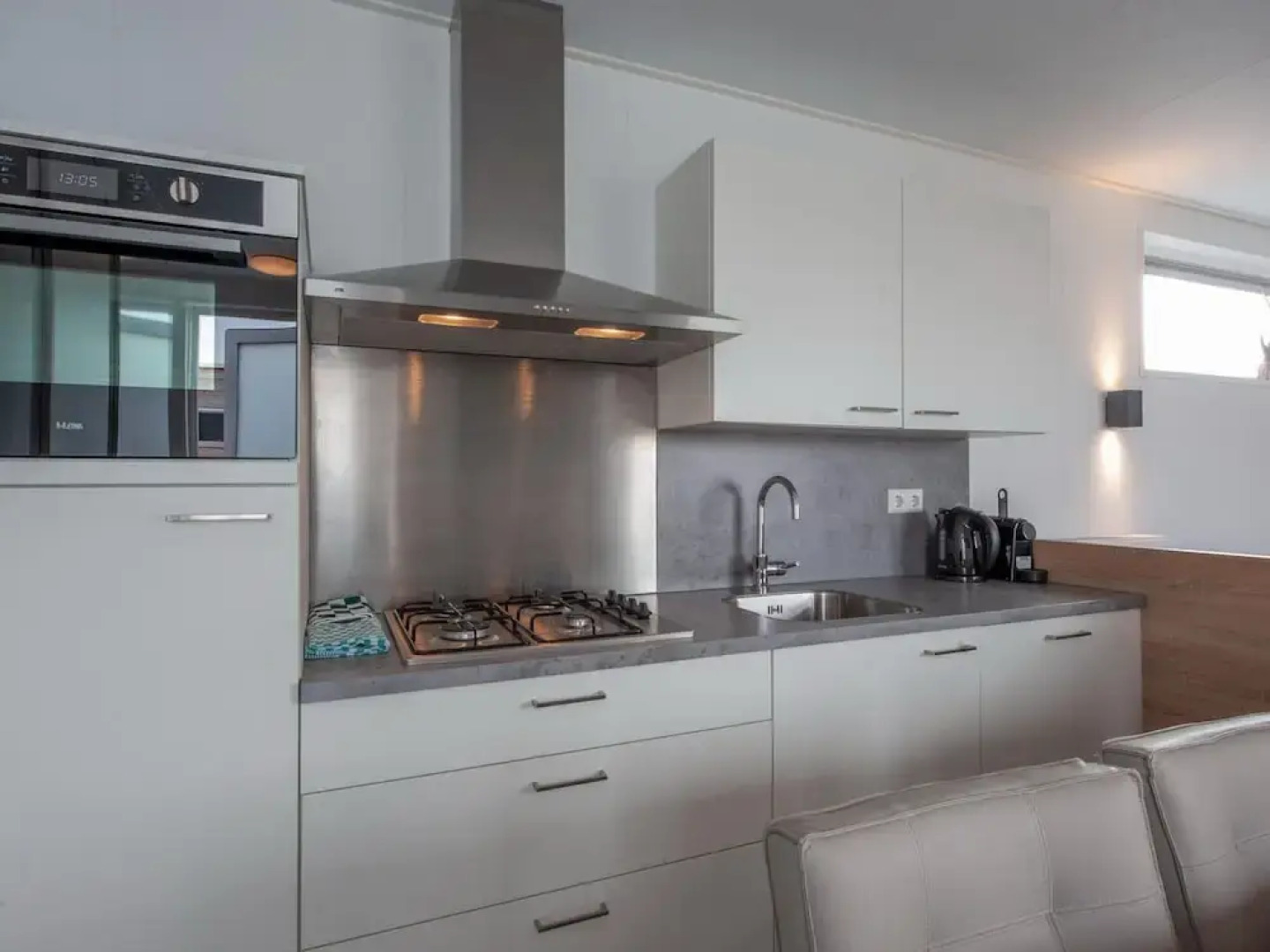 Lodge in Nieuwvliet Bad Near the Beach