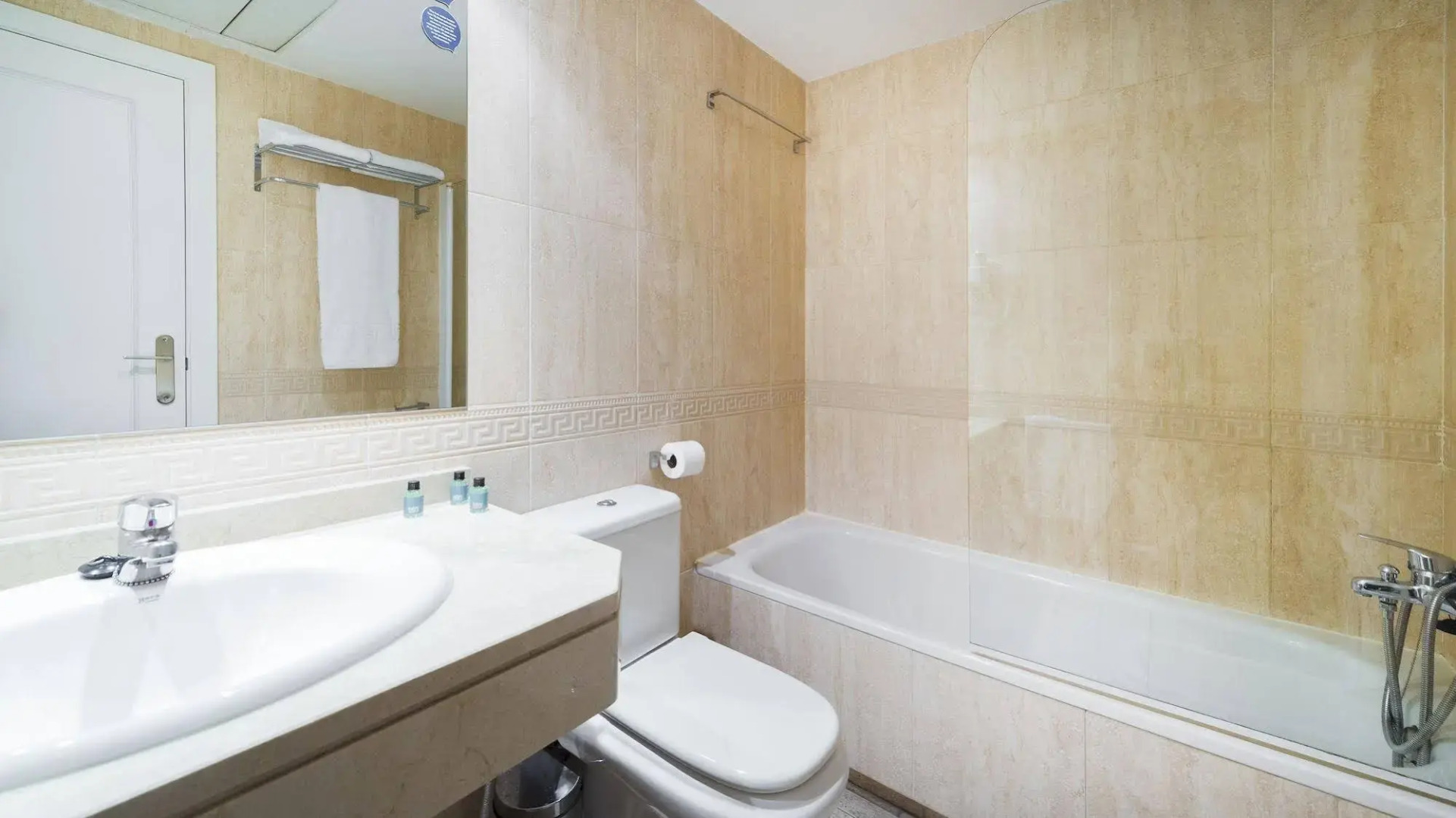 WooTravelling Plaza de Oriente HOMTELS