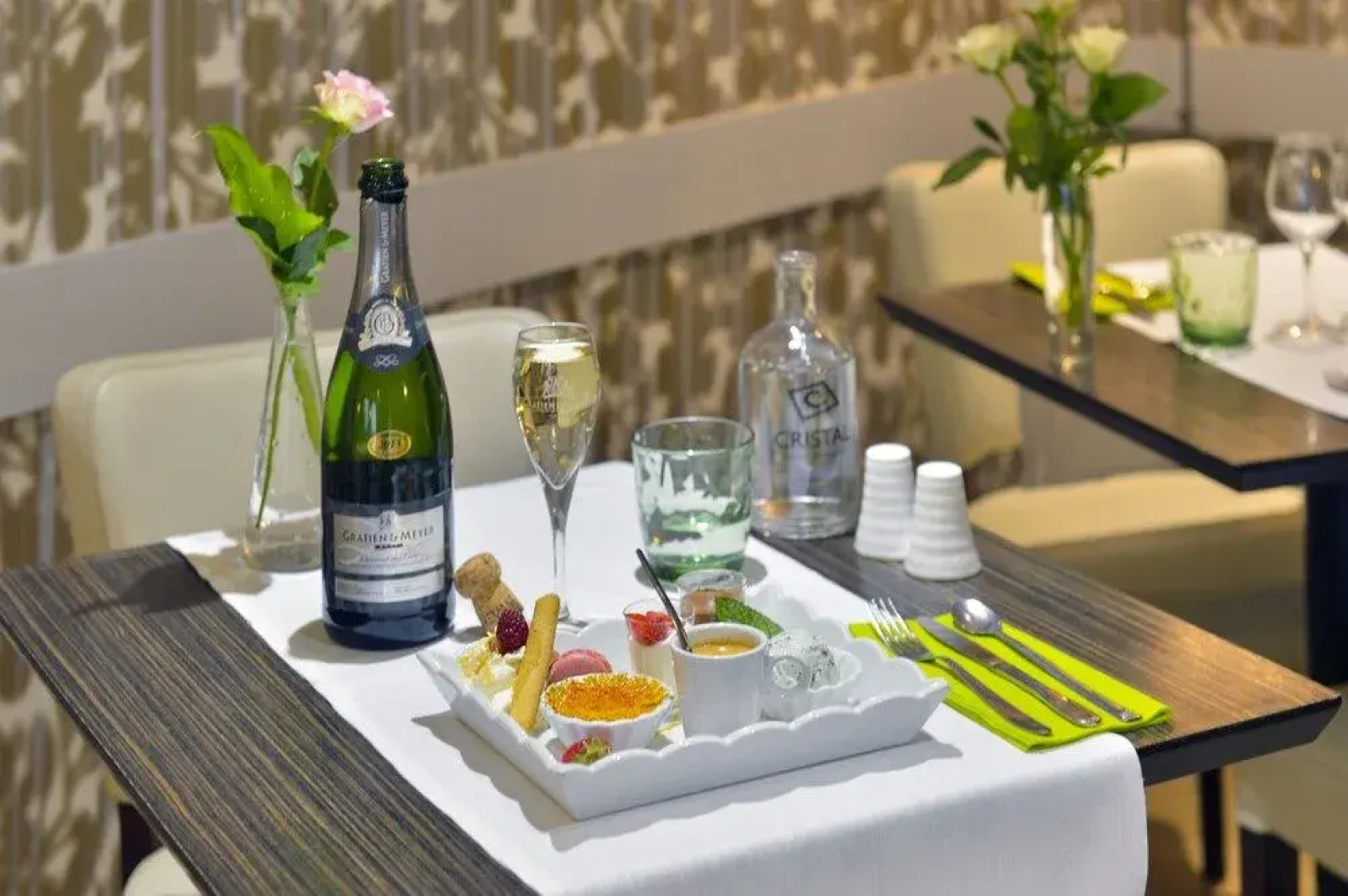 Cristal Hotel Restaurant