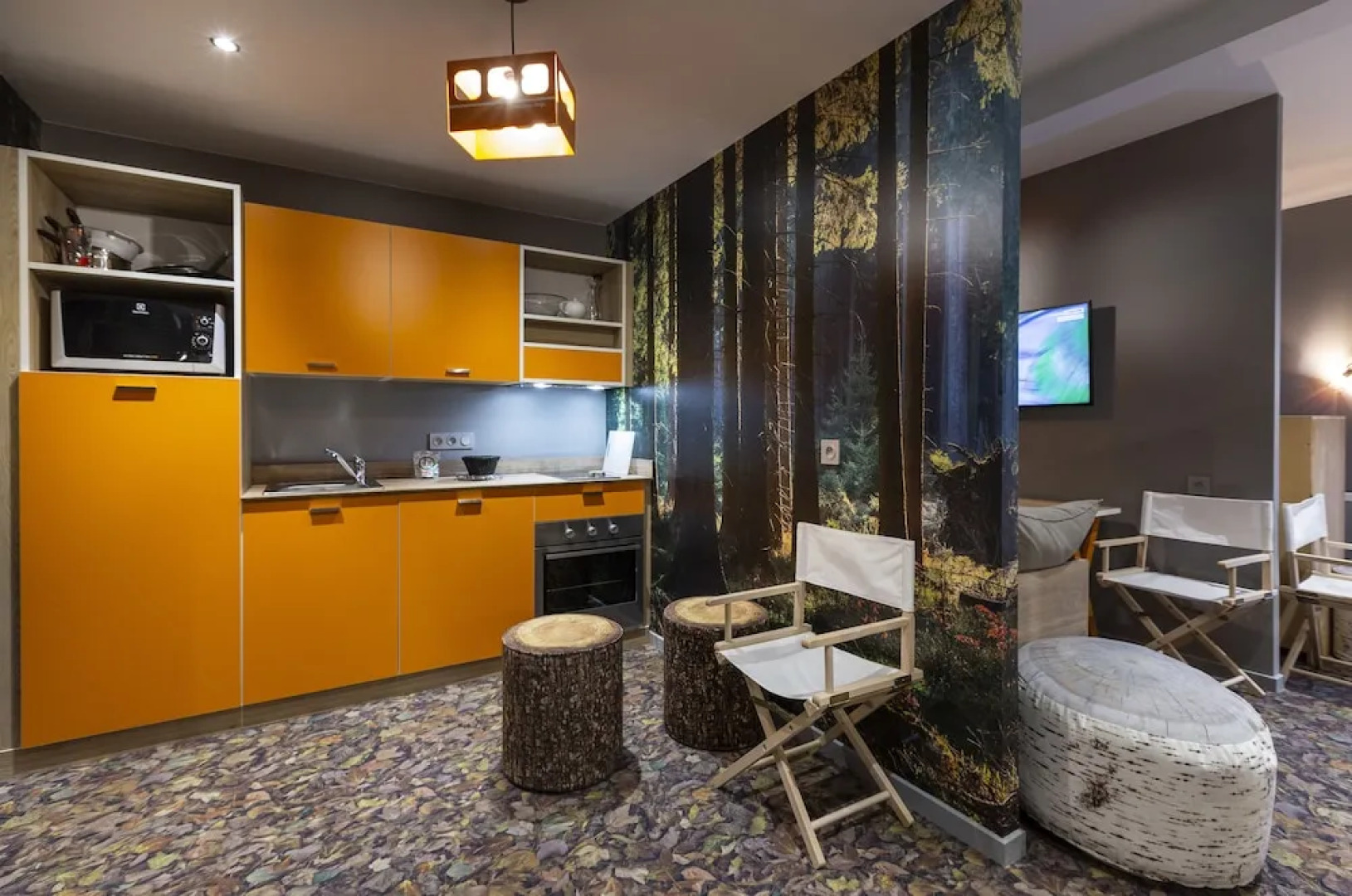 Hotel Base Camp Lodge