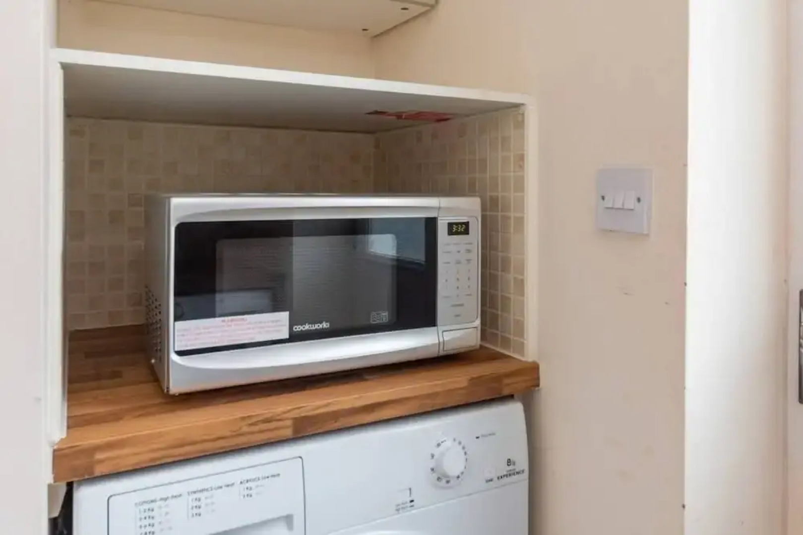 Large 5BR Home in Bedford Ideal for big Groups