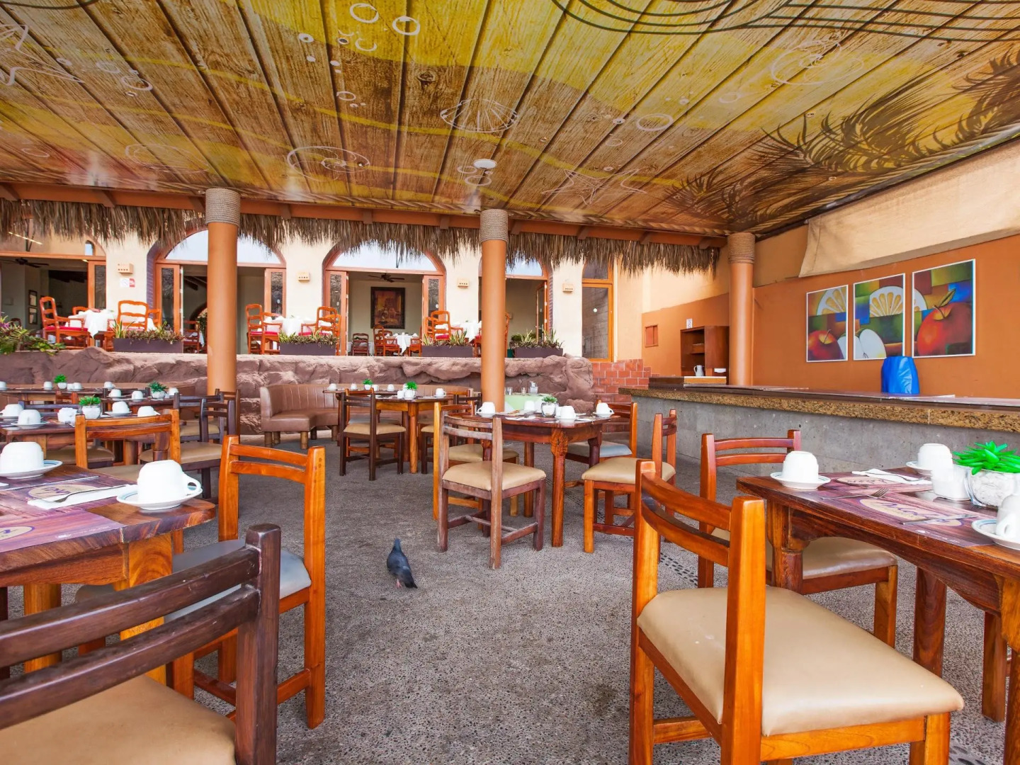 Costa De Oro Beach Hotel