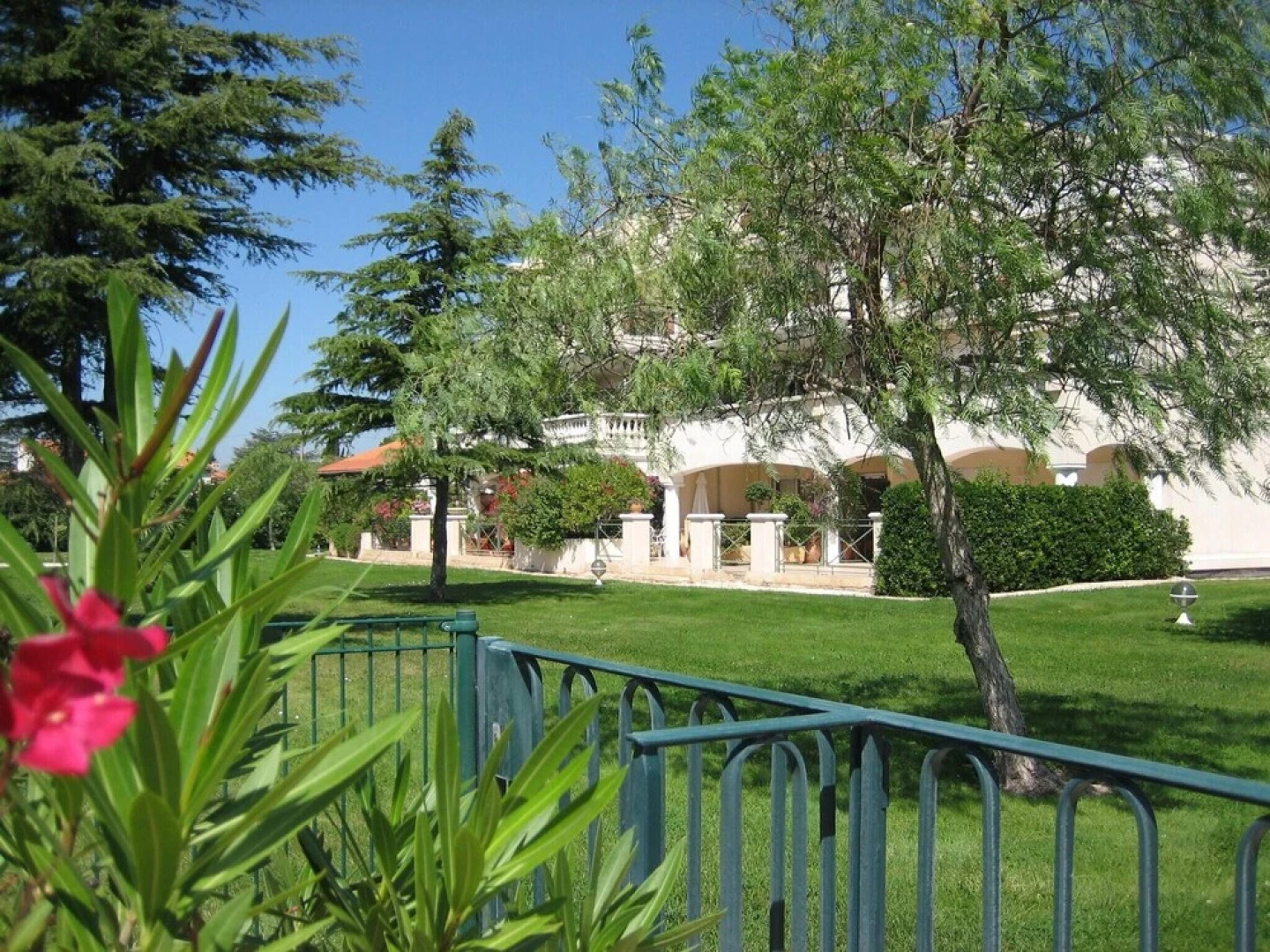 Apartment With one Bedroom in Carqueiranne, With Pool Access, Enclosed