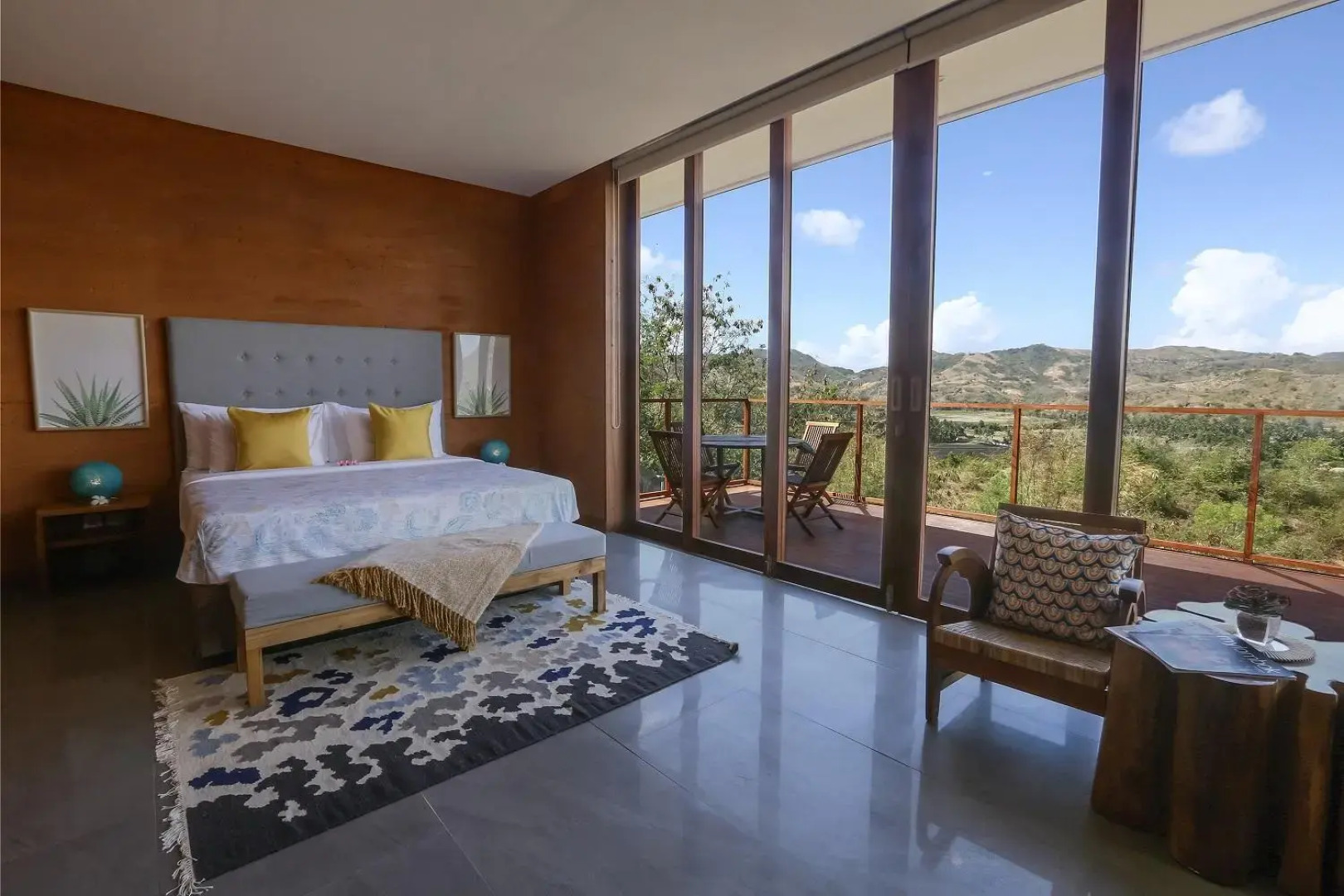 Seven Havens Residence