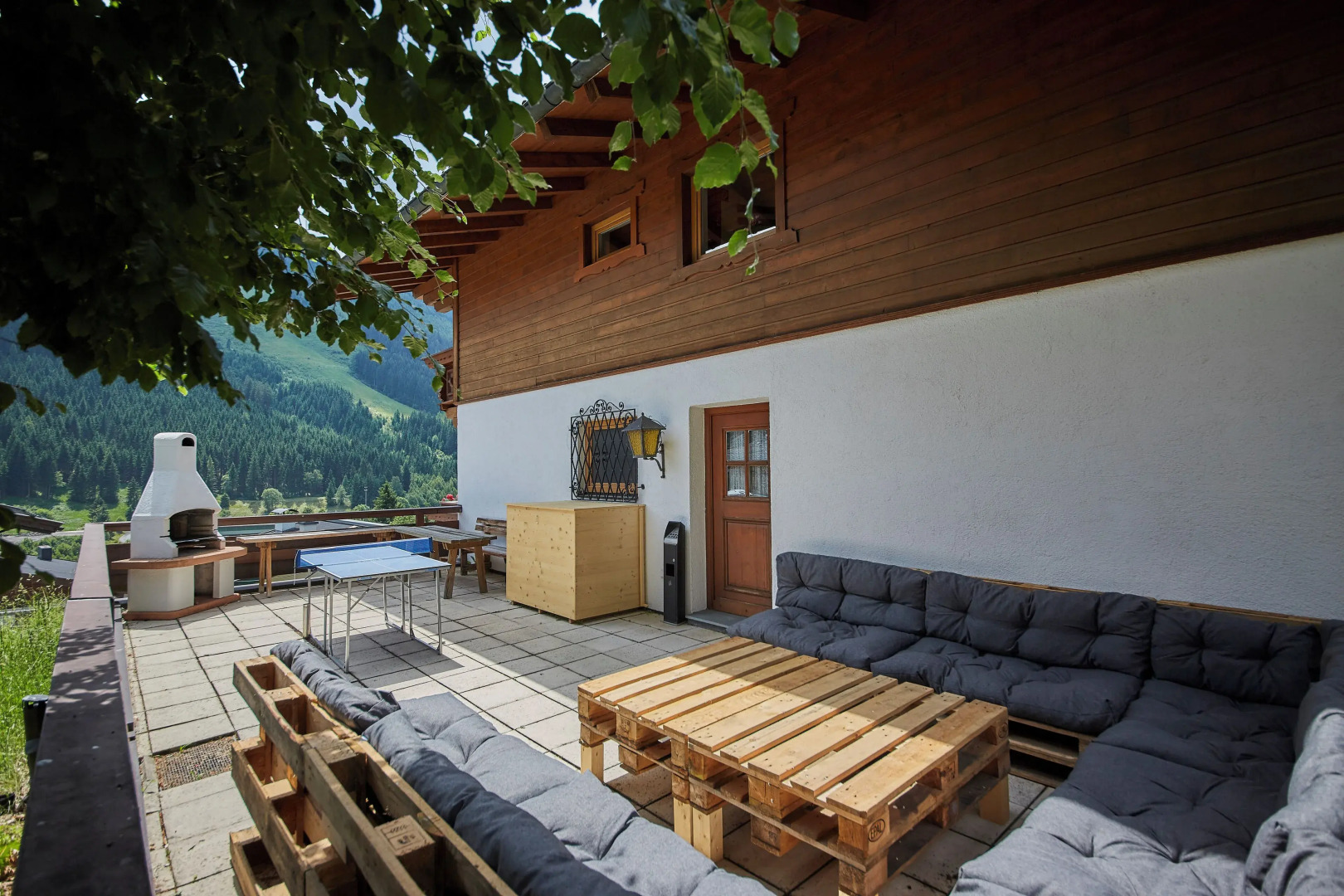 Delfi Ski & Bike Apartments