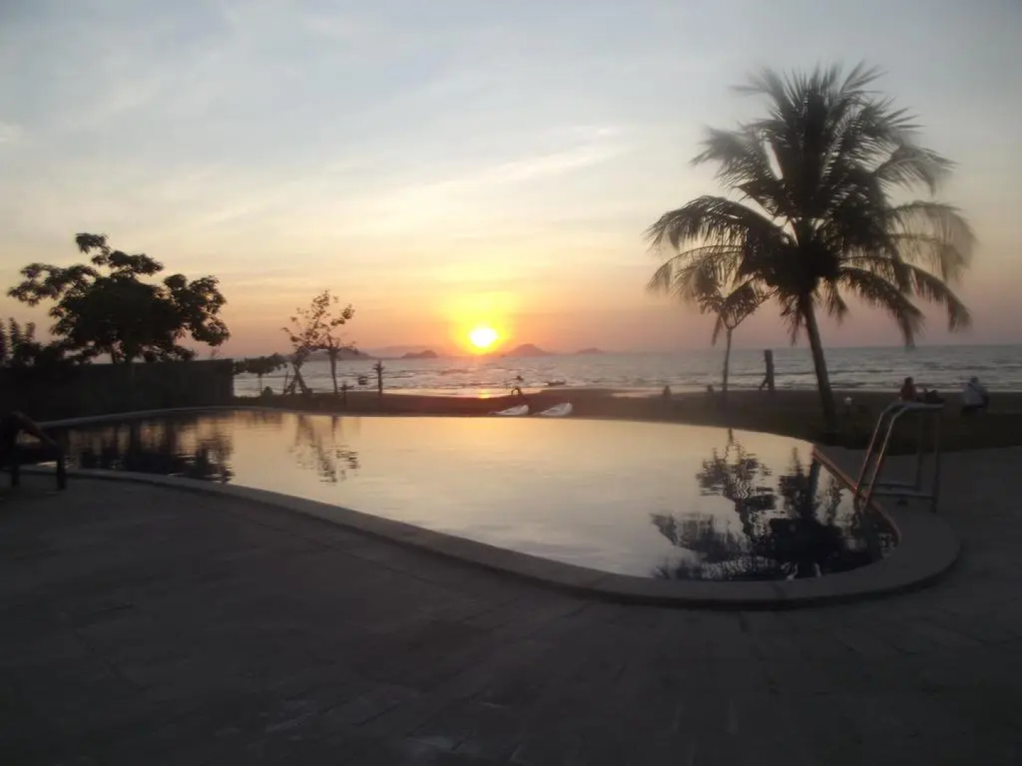 Luwansa Beach Resort