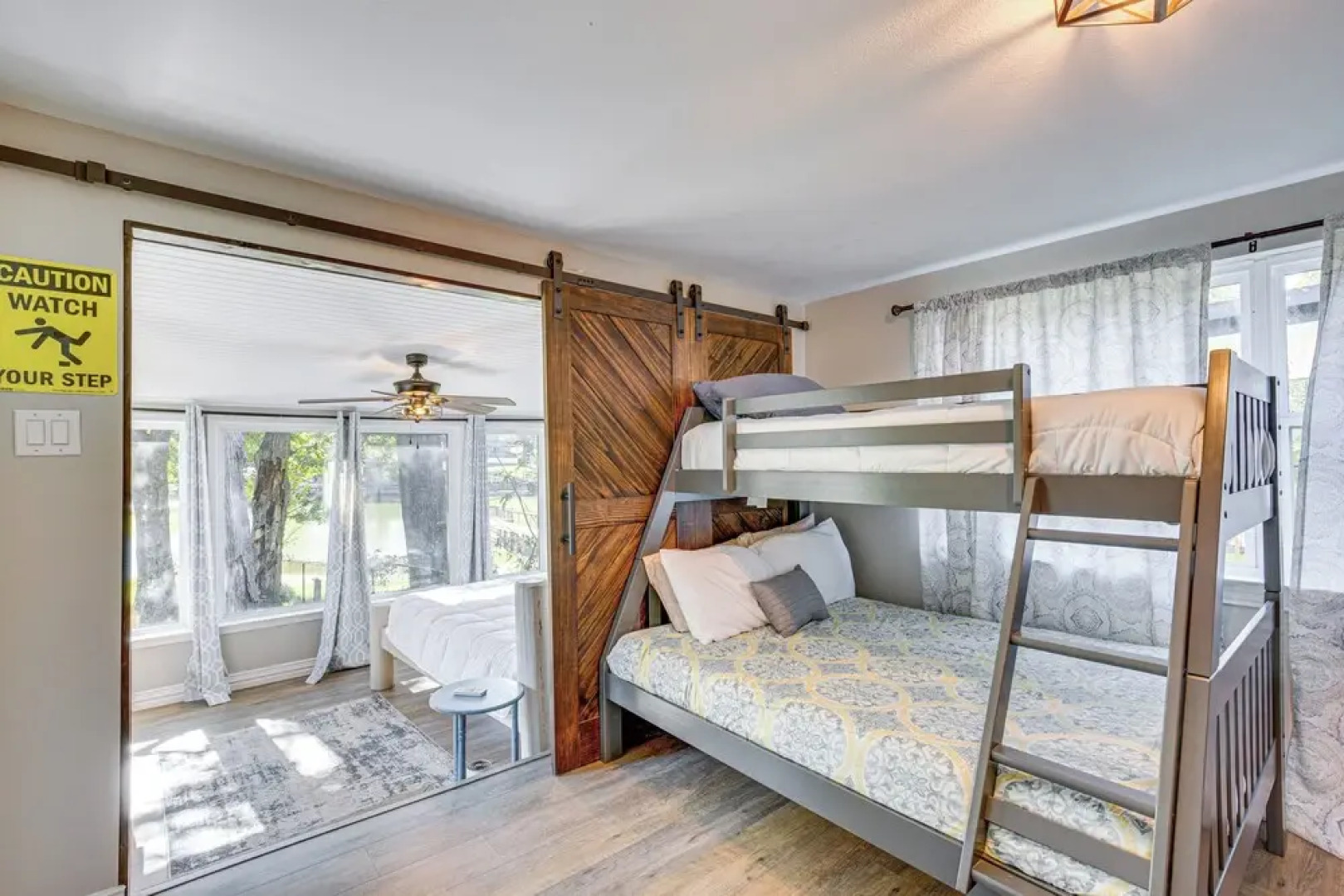 Waterfront Retreat w/ Hot Tub in Gun Barrel City!