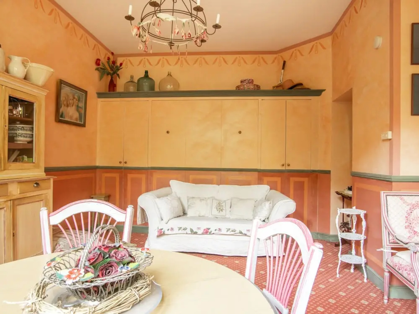 Studio with pool in garden Park, naerby spas and views at the Mont Ventoux.