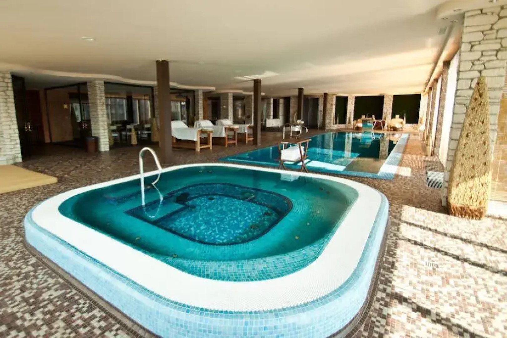 Royal Spa & Hotel Resort