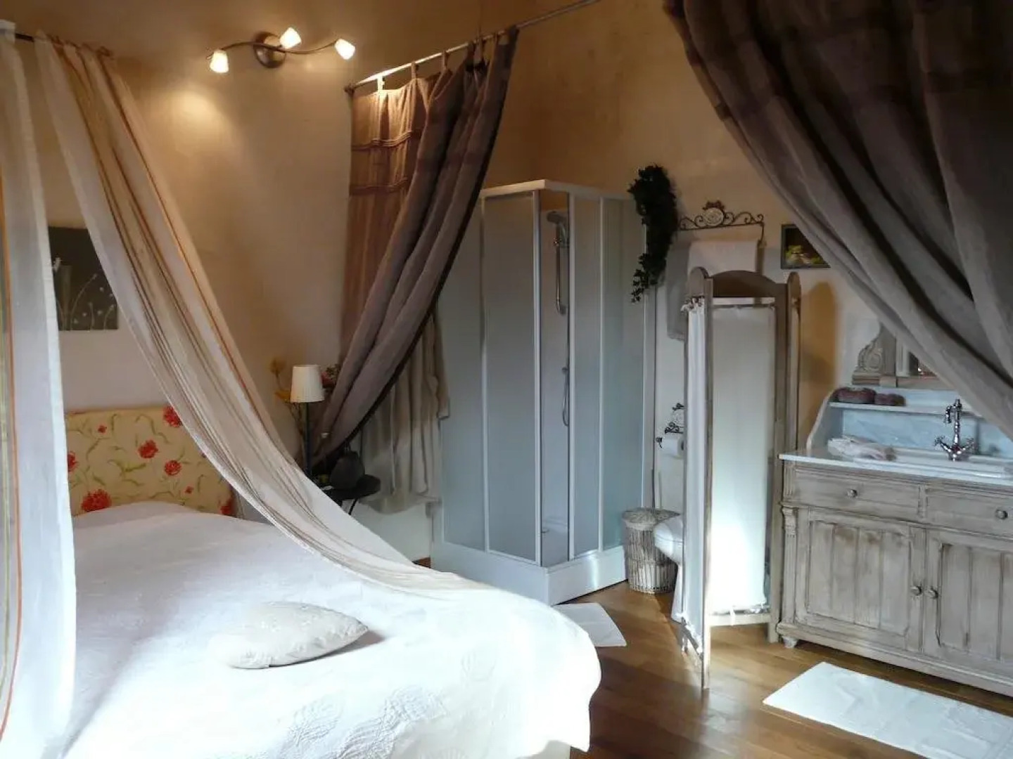 B&B Aux Gaietés de la Sabotière