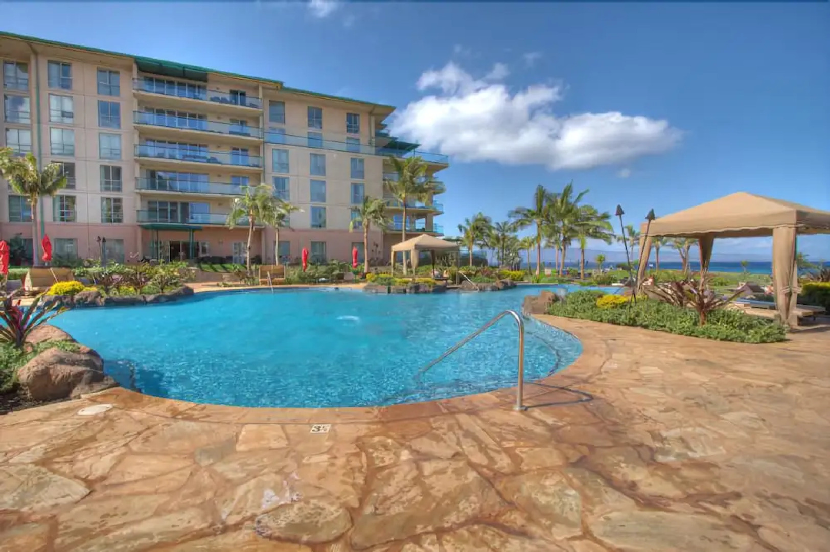 Honua Kai Hokulani 218 by RedAwning