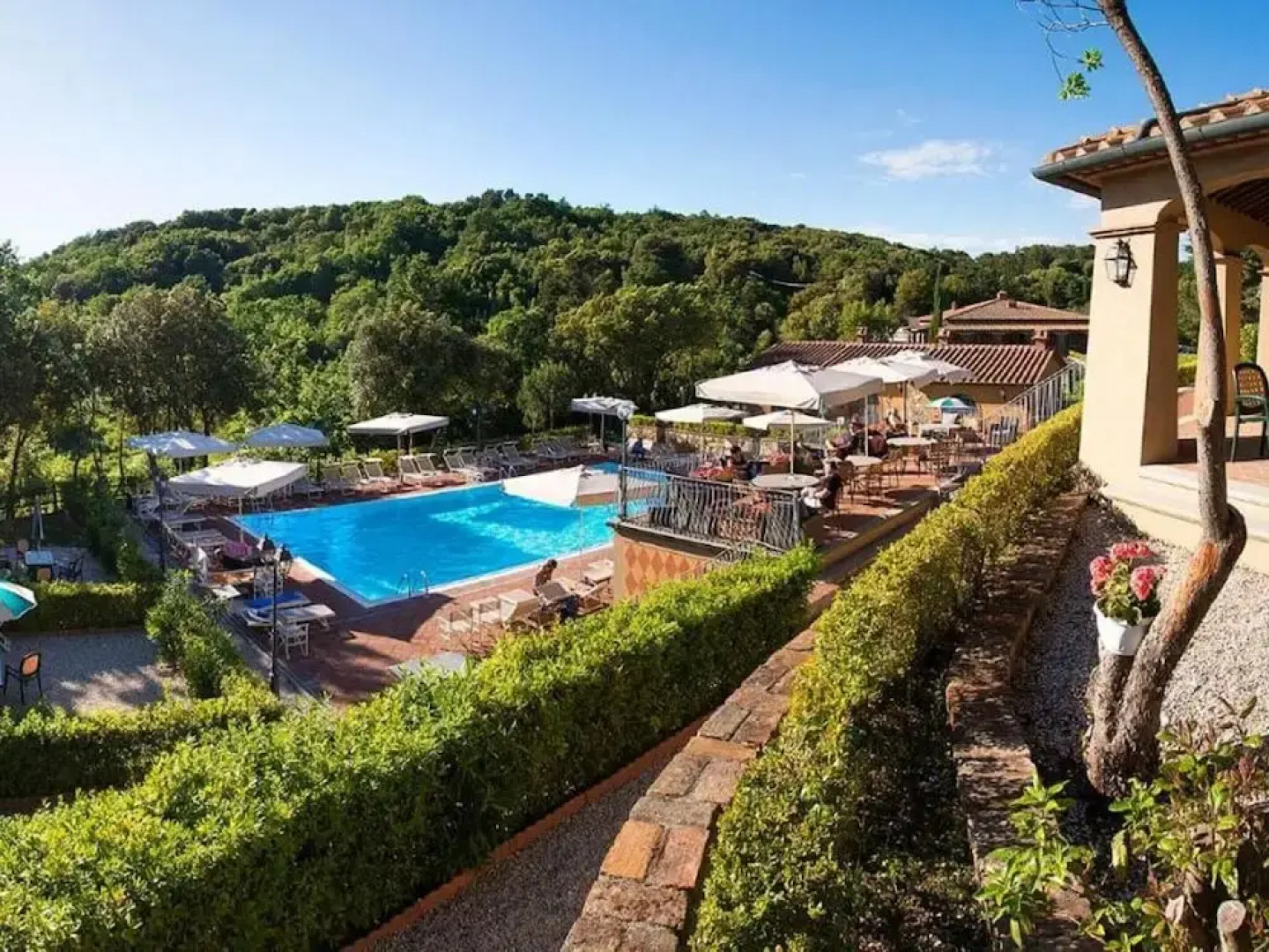 Apartment in Monteverdi Near Wine Tours