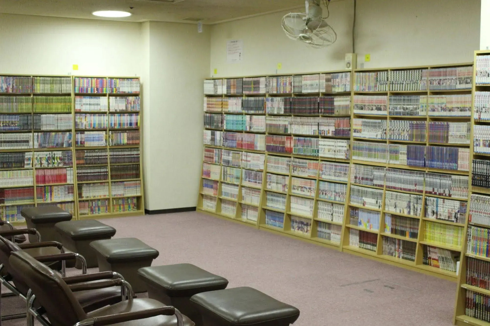 Men's only Capsule Hotel Asahi Plaza Shinsaibashi