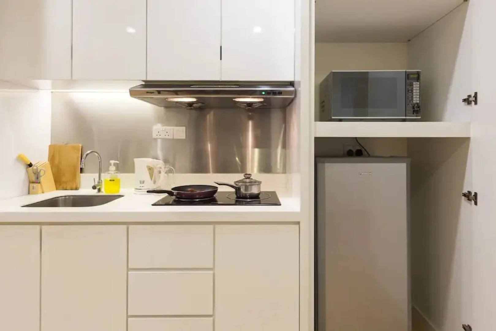 118 Residences by Living Comfort