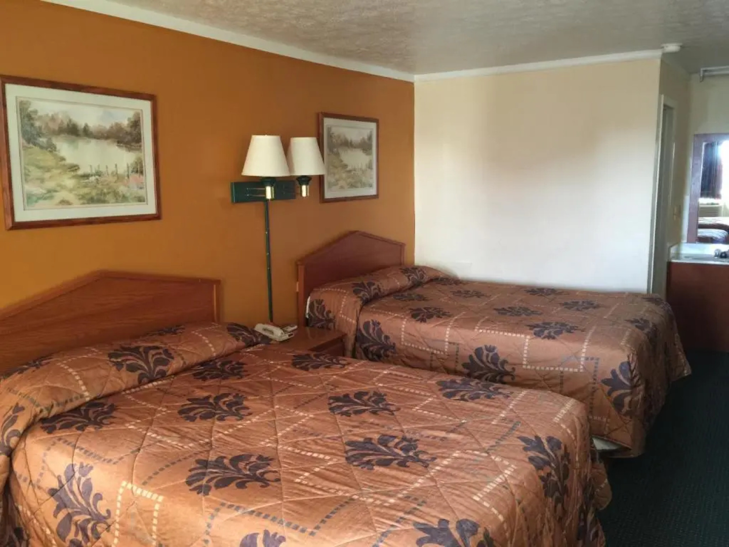 Budget Inn