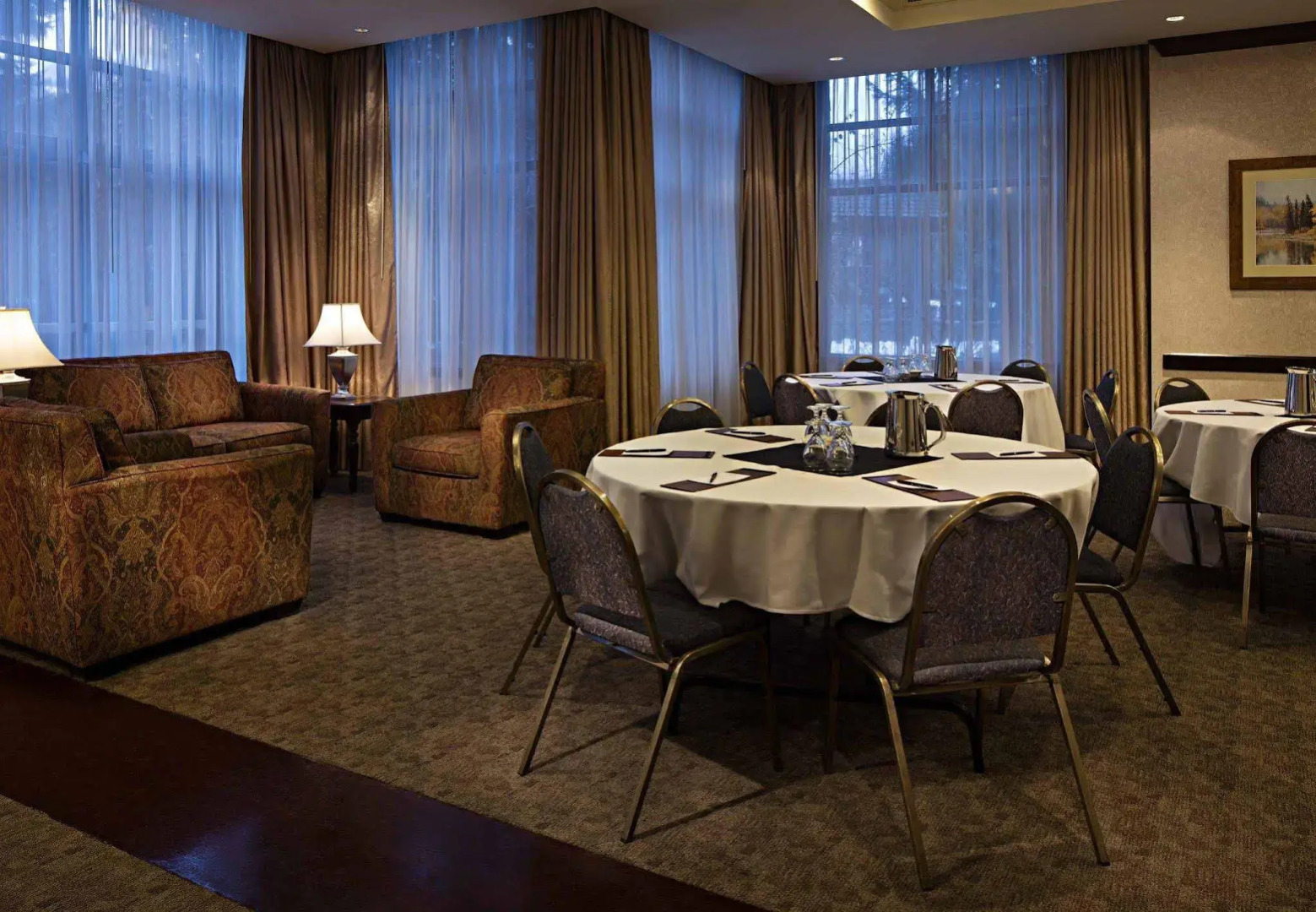 Delta Hotels by Marriott Whistler Village Suites