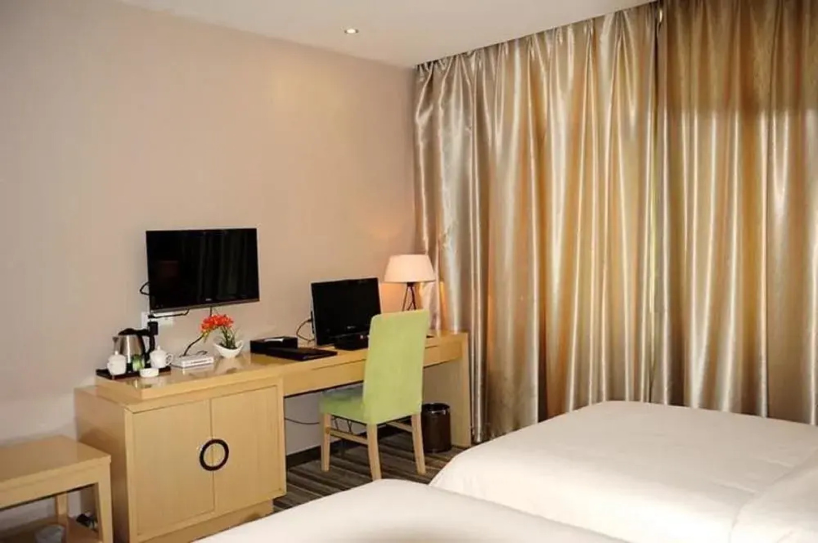 Wu Yue Scenic Chain Hotel