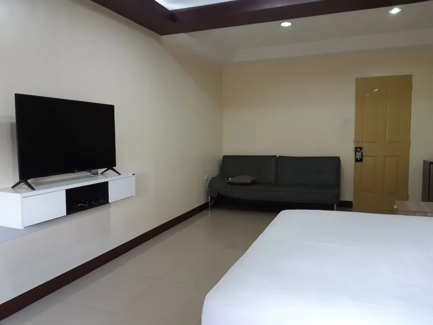 Plumeria Hotel Batangas