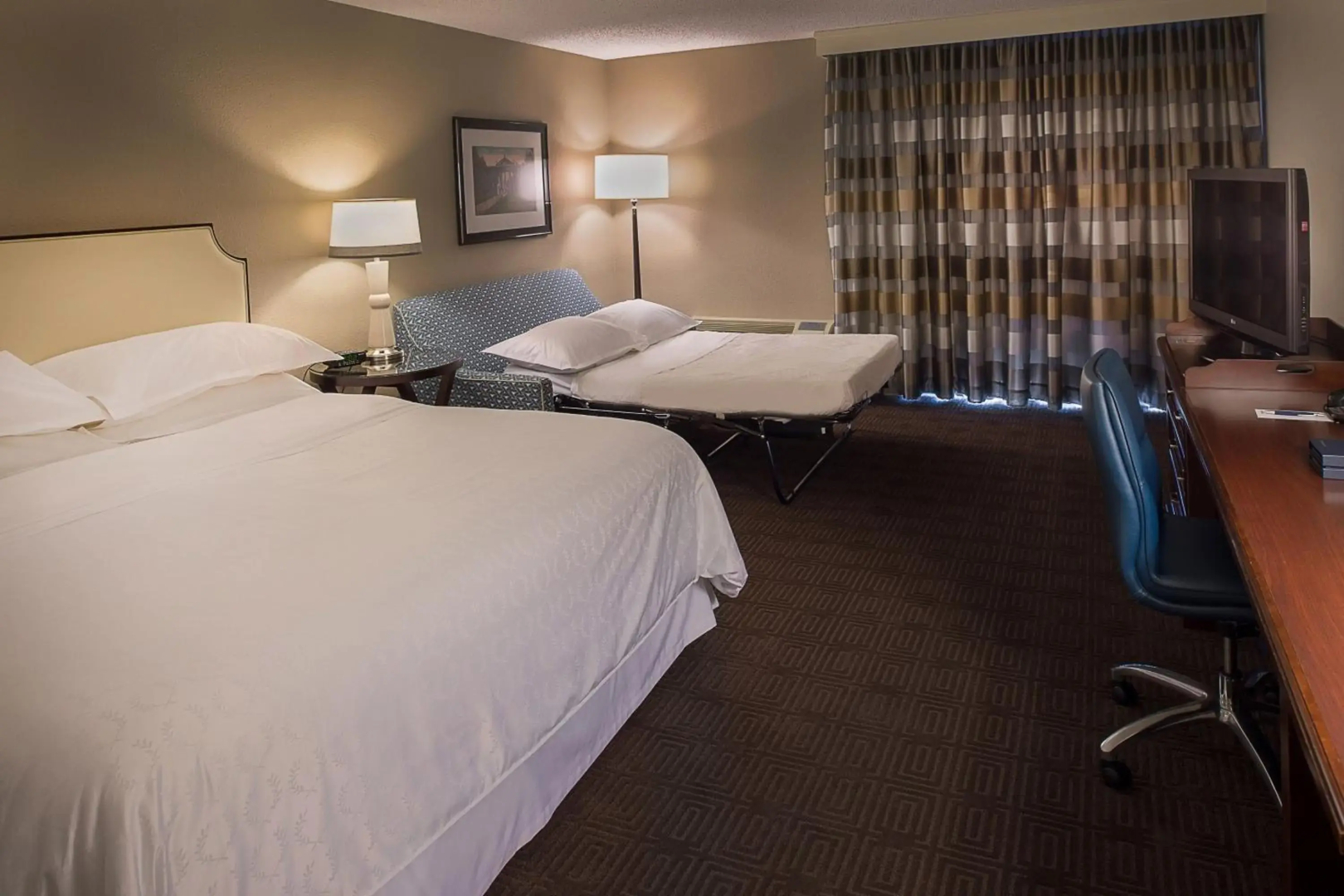 Sheraton Westport Chalet Hotel St. Louis