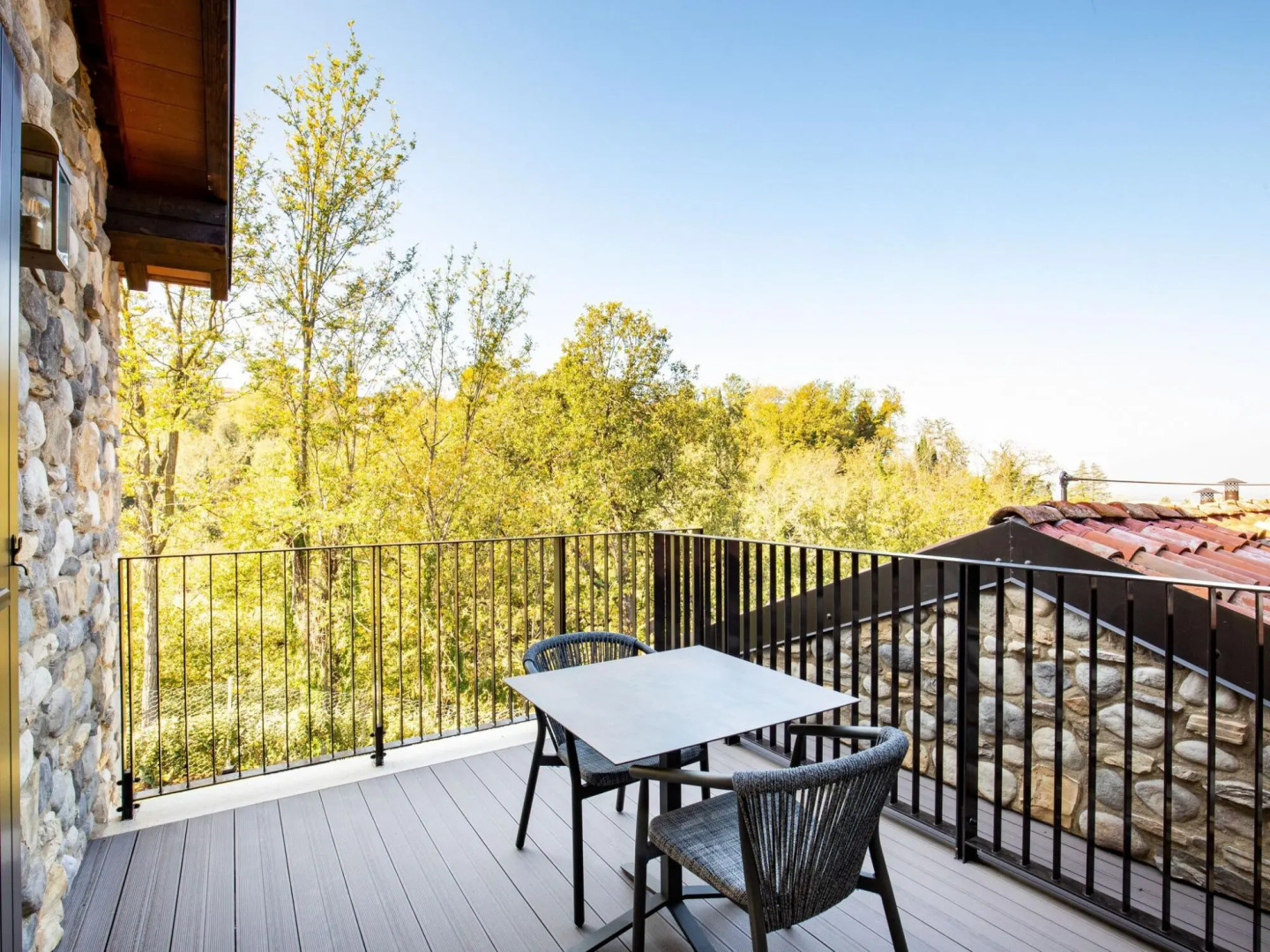 Snug Holiday Home in Castel San Pietro Terme With hot tub