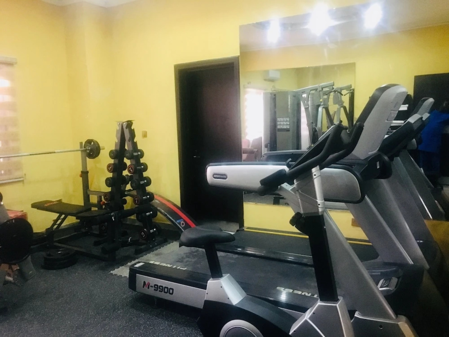 Banex Hotel and Suites