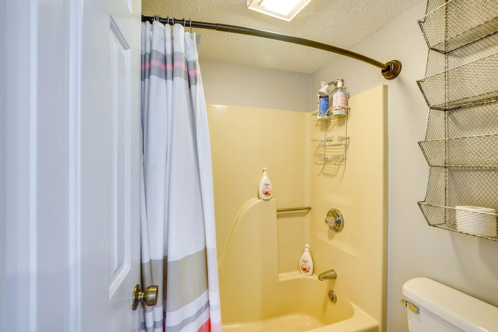 Little River Condo w/ Pool Access - Near Beaches!