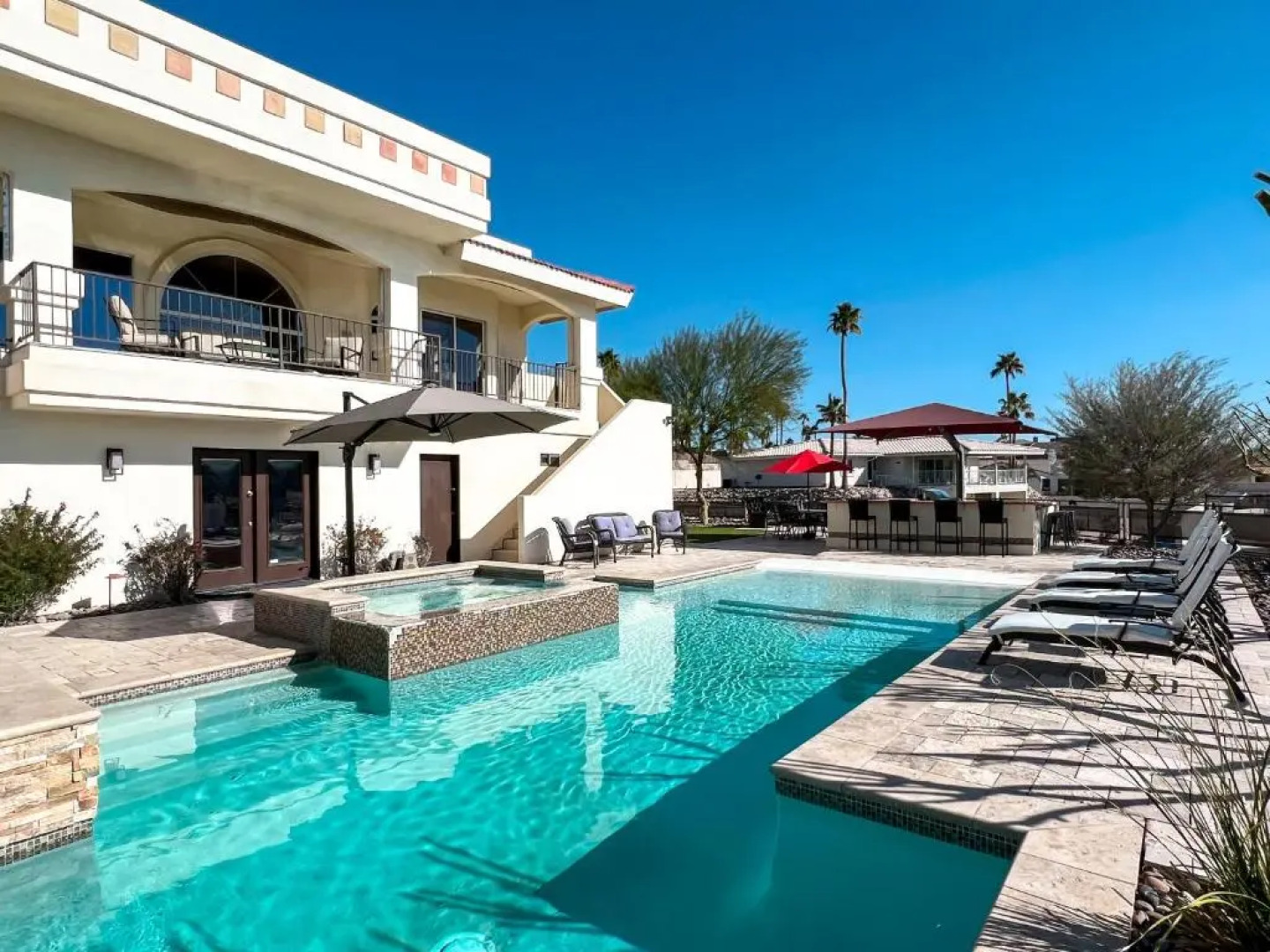 Luxury Estate in Prime Location w Panoramic views of Lake Havasu