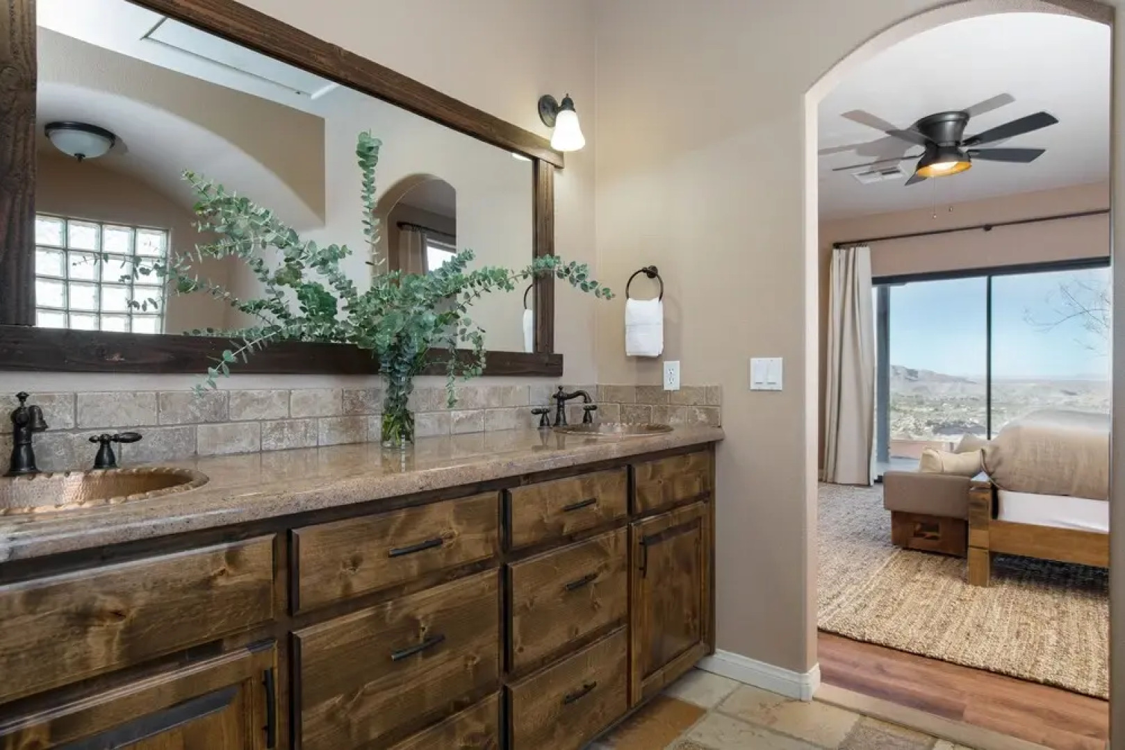 Desert Stone by Avantstay Contemporary Desert Oasis With Pool & Hot Tub