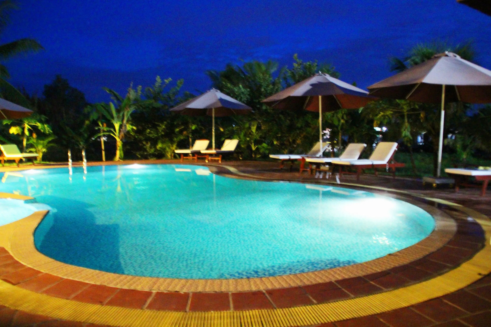 Mango Home Riverside