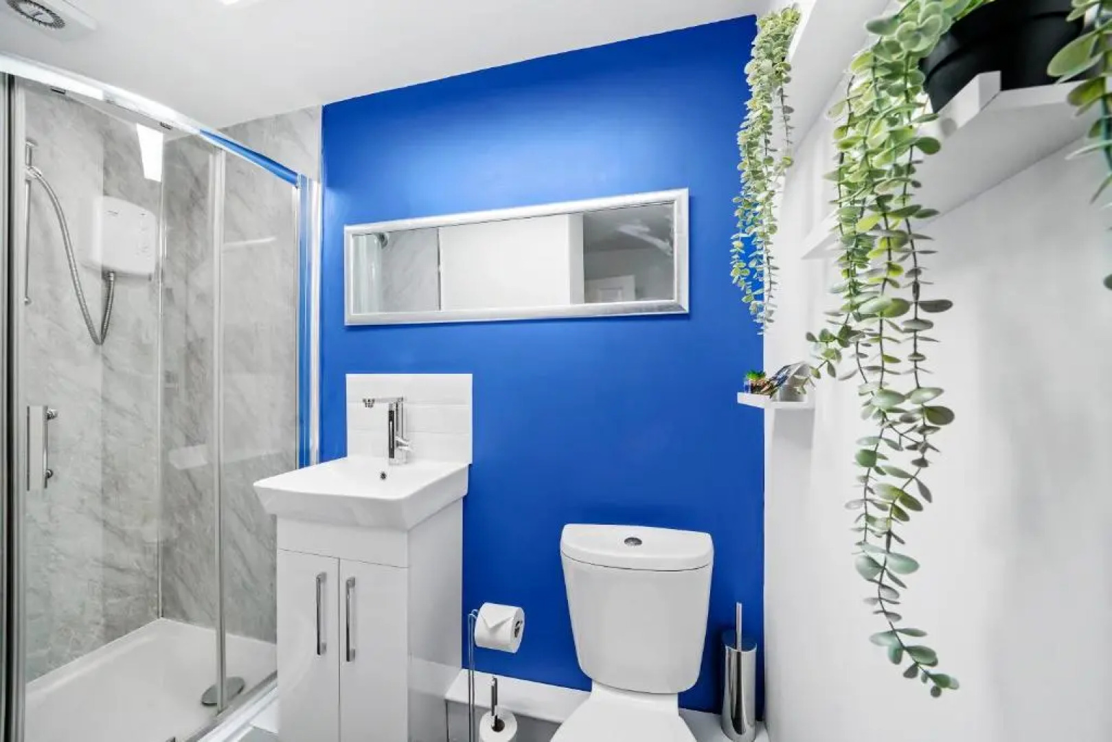 Sunshine Serviced Apartments by Happy Sunshine Stay