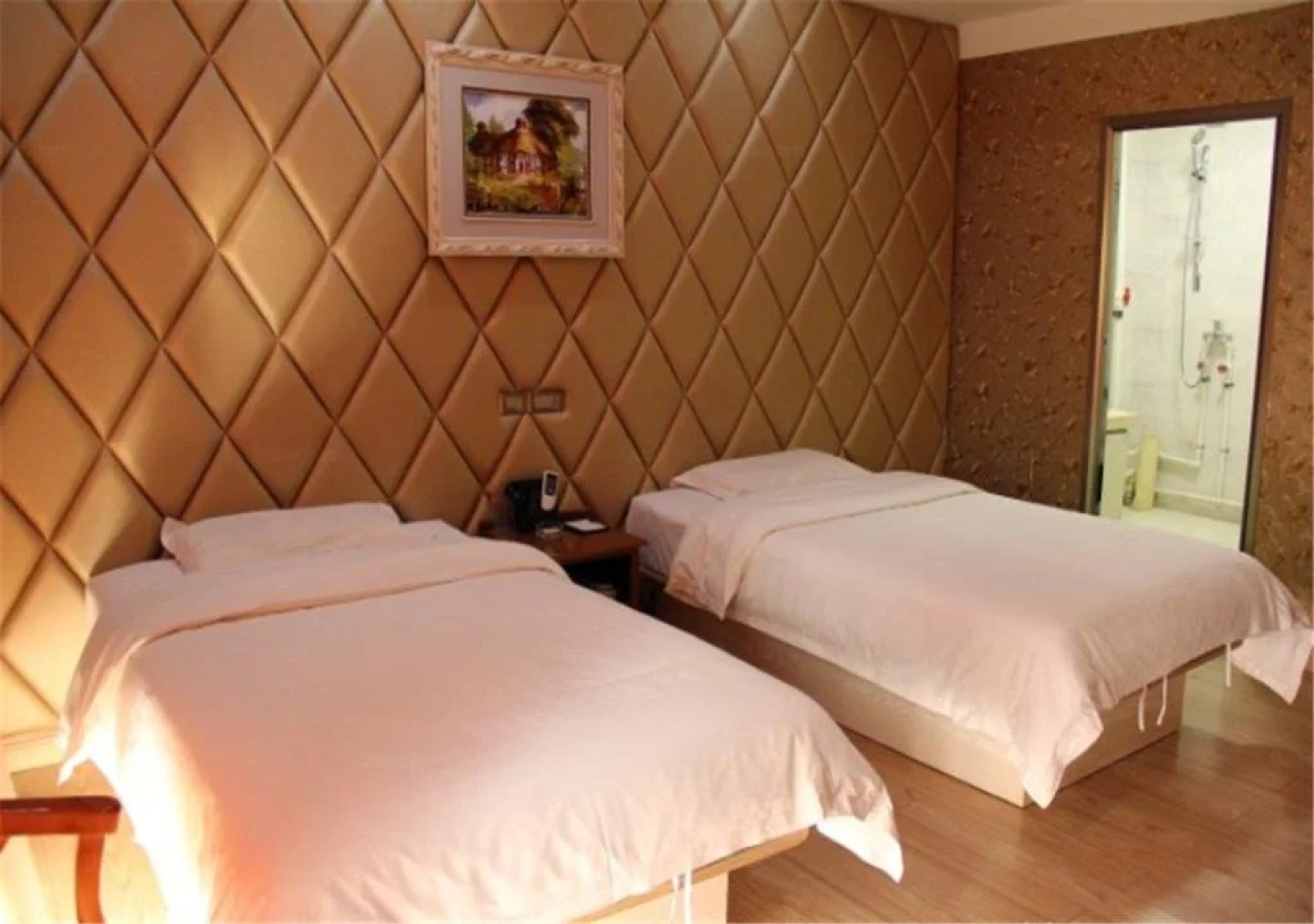 Jiatai Business Hotel