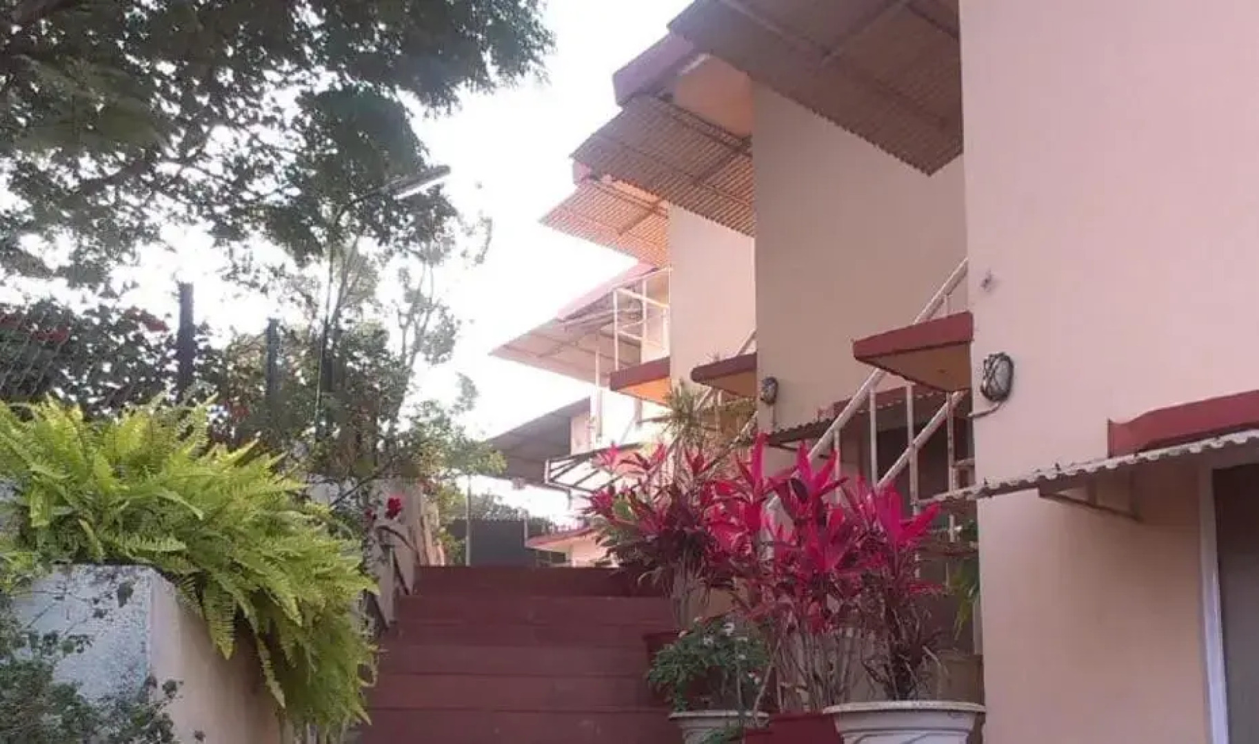 Hotel Anando Saputara