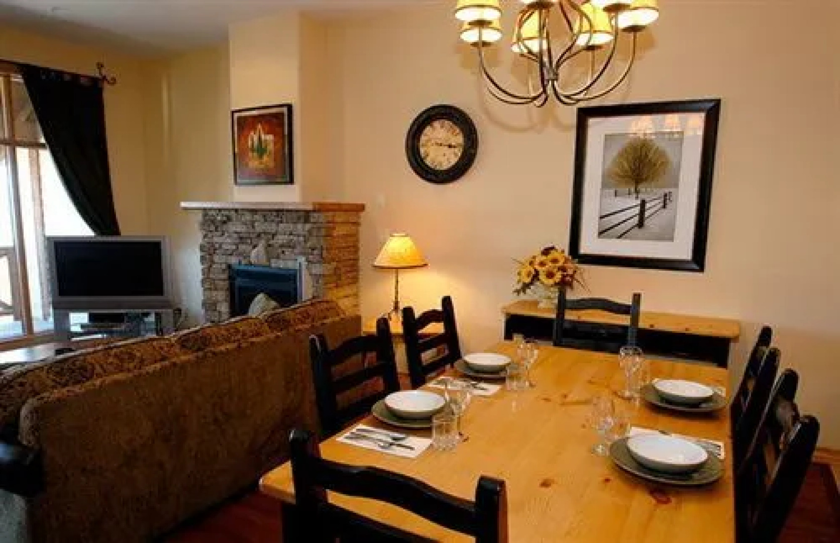 Sullivan Stone Lodge